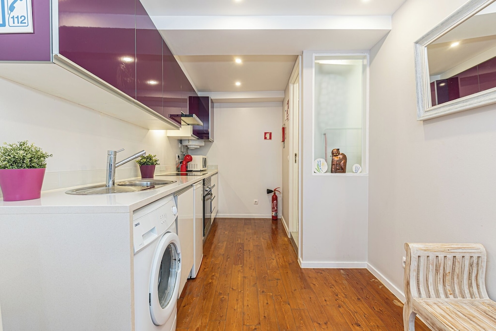 Lisbon Core Apartments In Bairro Alto Chiado 10/50