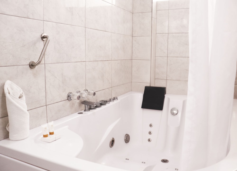 Inkari Suites 34/66