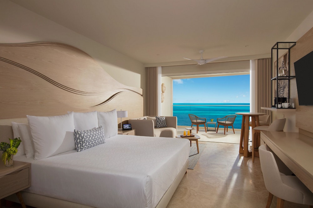 BREATHLESS CANCUN SOUL RESORT AND SPA 7/50