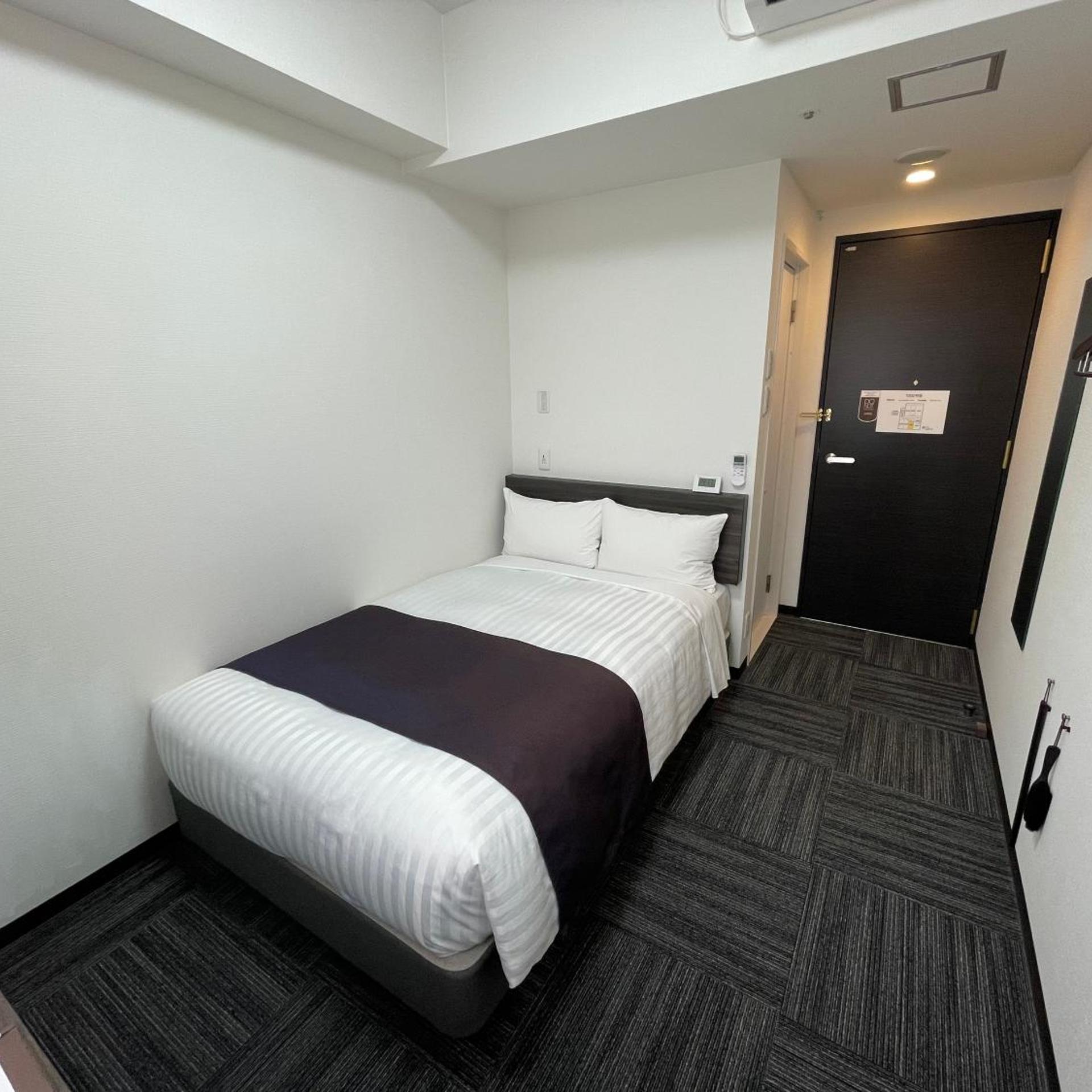 Semi Room, Single Bed, Semi Double Bed