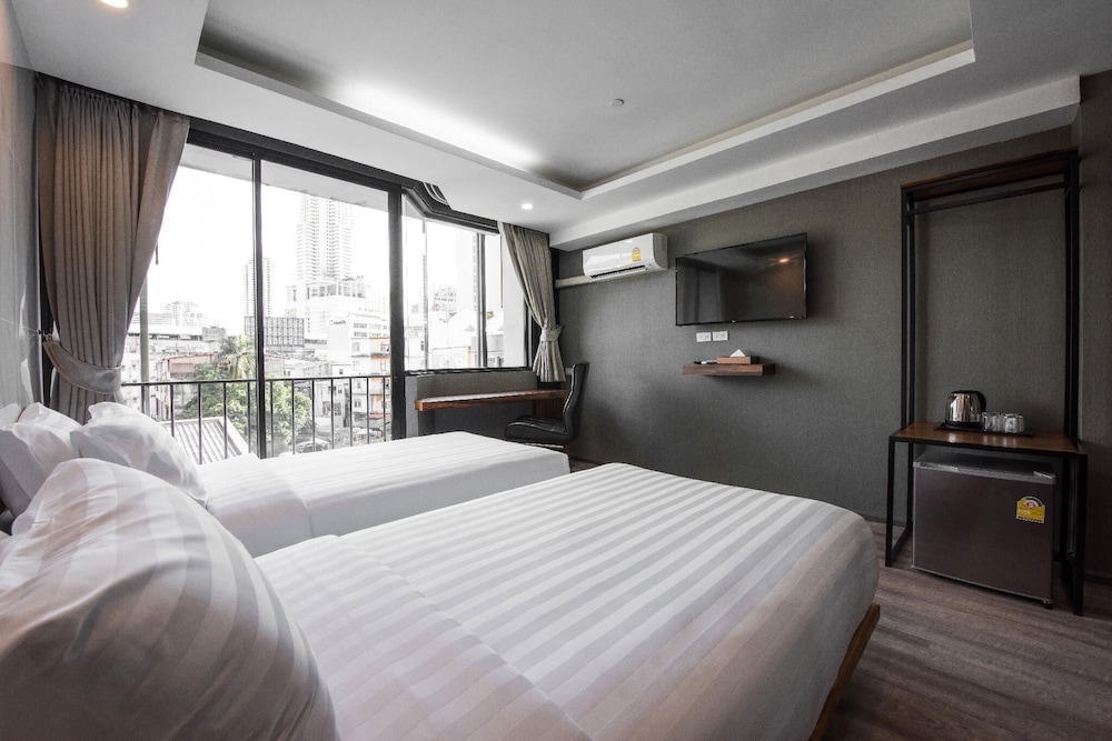 Bangkok City Link Hotel 10/40