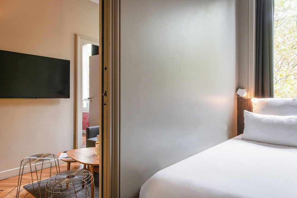 Suites and Hotel Helzear Champs Elysees 31/65