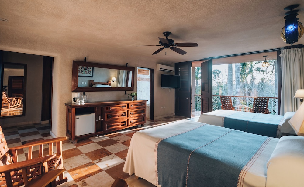 The lodge At Chichen Itza 19/50