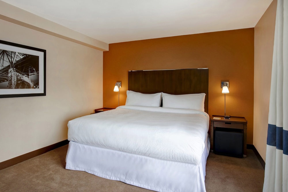 Four Points By Sheraton Peoria 16/50