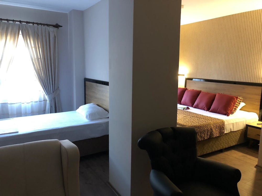 Suvari Boutique Hotel 11/47
