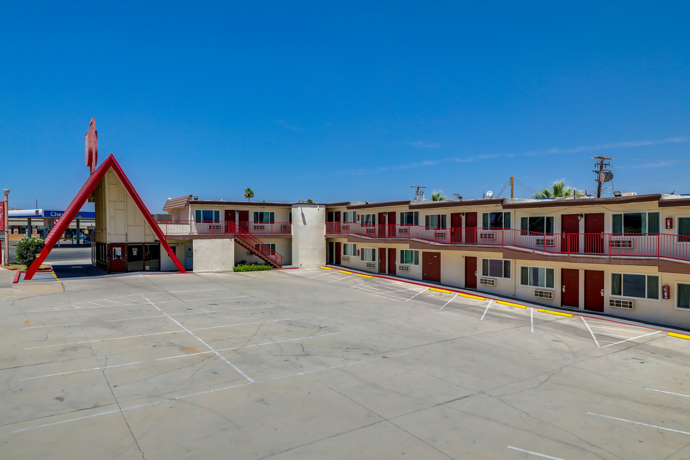 Red Roof Inn Needles 40/45