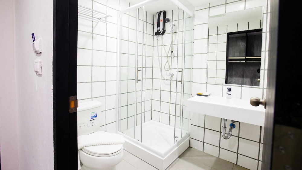 B2 Hotel South Pattaya Premier Hotel 24/25
