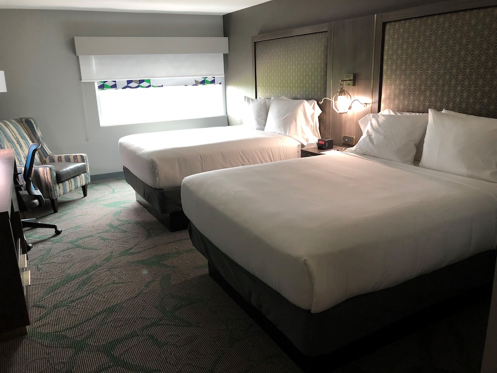 Hotel Mcallen Airport 11/46