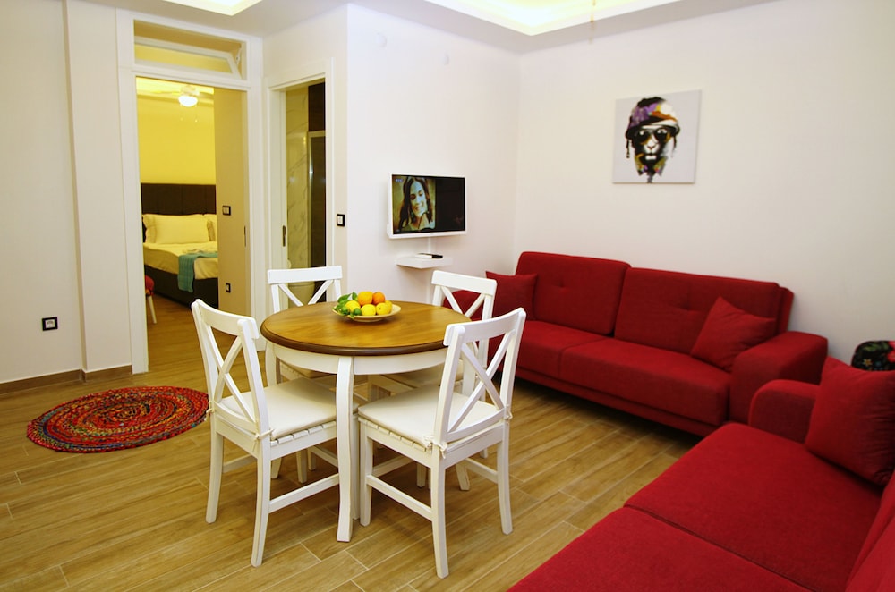 Cesme Kale Tas Apart 20/32
