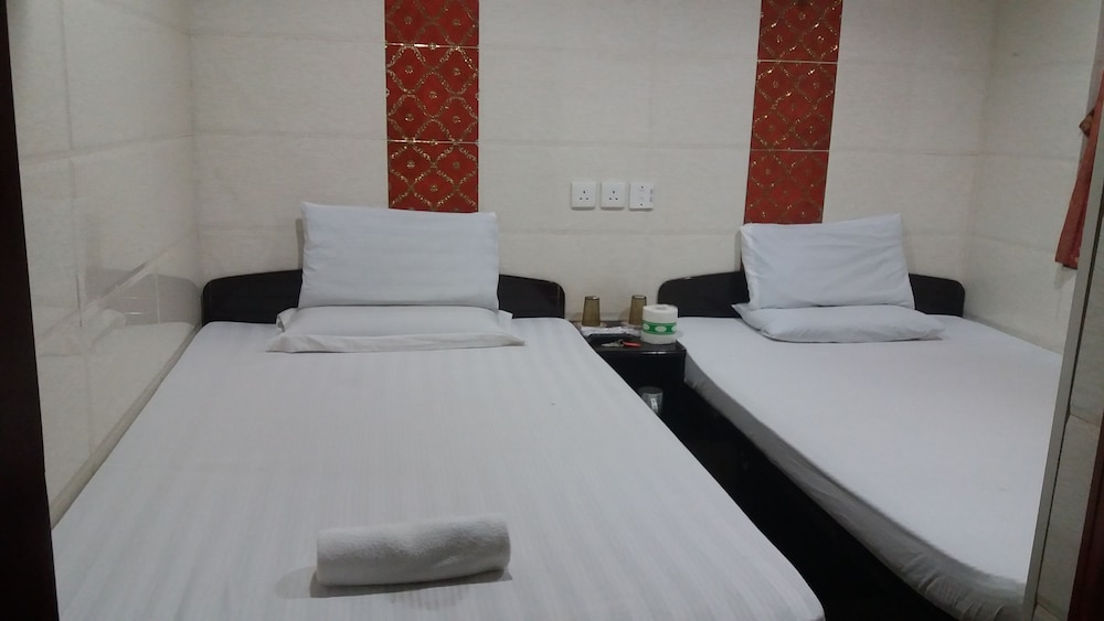 Cebu Hostel 15/64