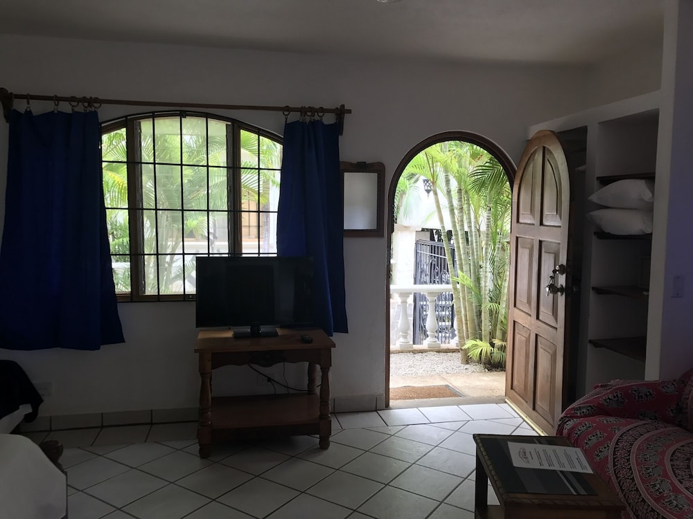 Hotel Flores 23/50