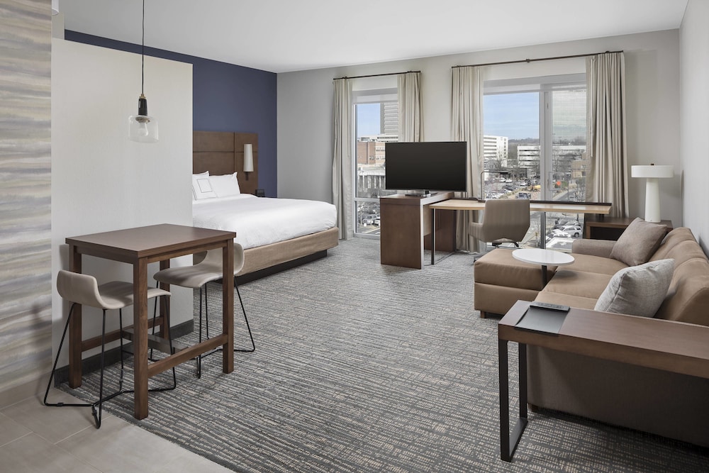 Residence Inn By Marriott Downtown Greenville 36/60