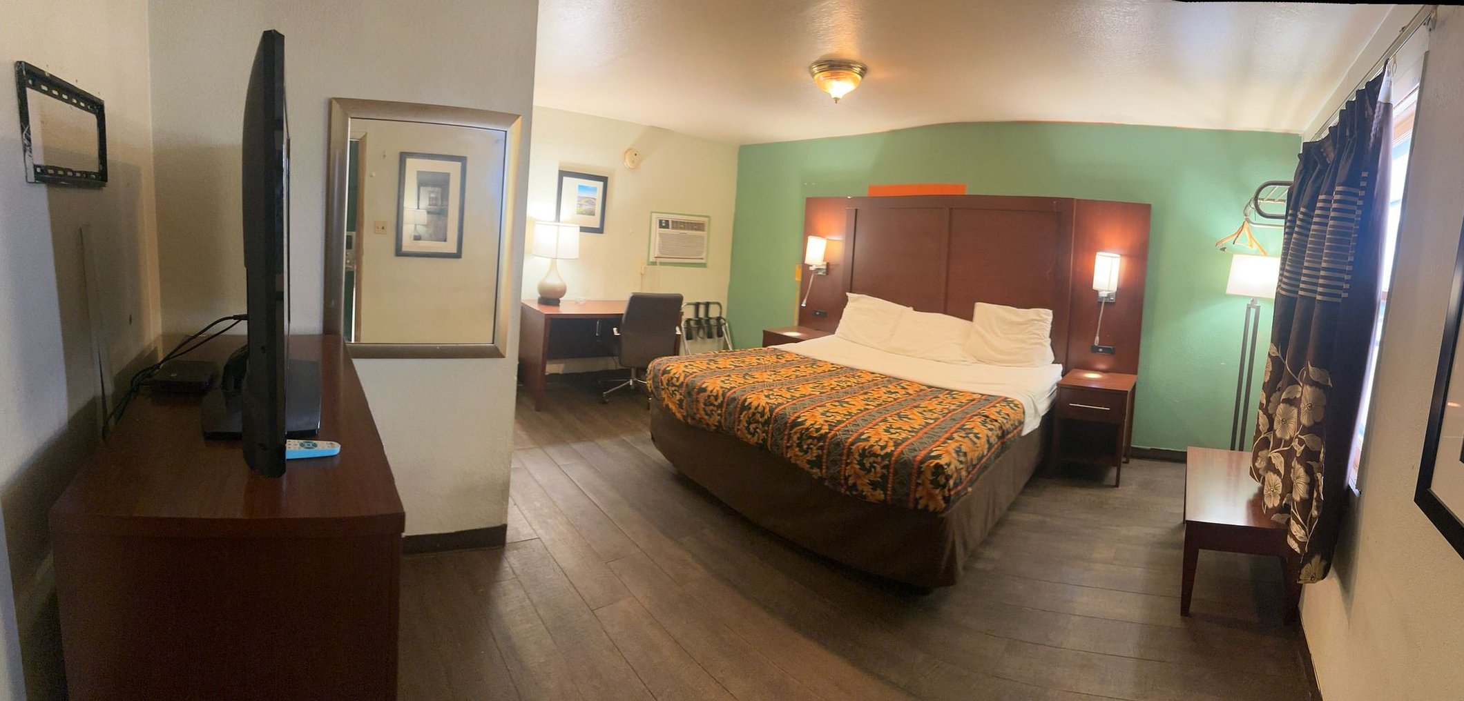 Hillcrest Motel by Oyo Aurora near Lawrenceburg 17/35