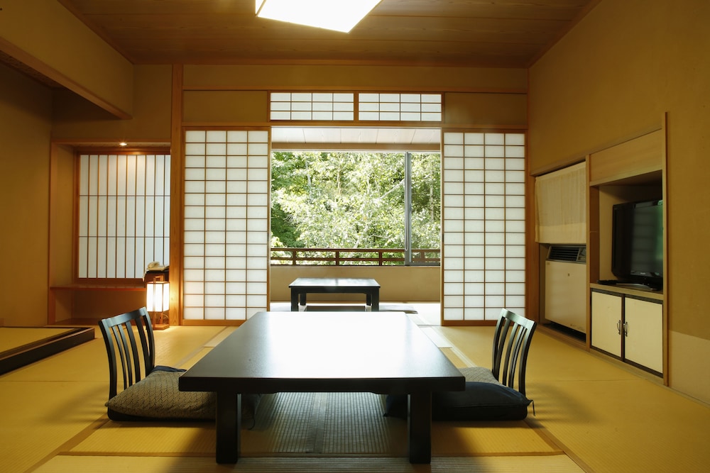 Tateshina Park Hotel (ex. Tateshina Ai) 49/69