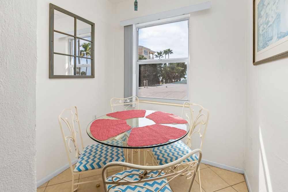 Sea Club I Beach Resort 34/66