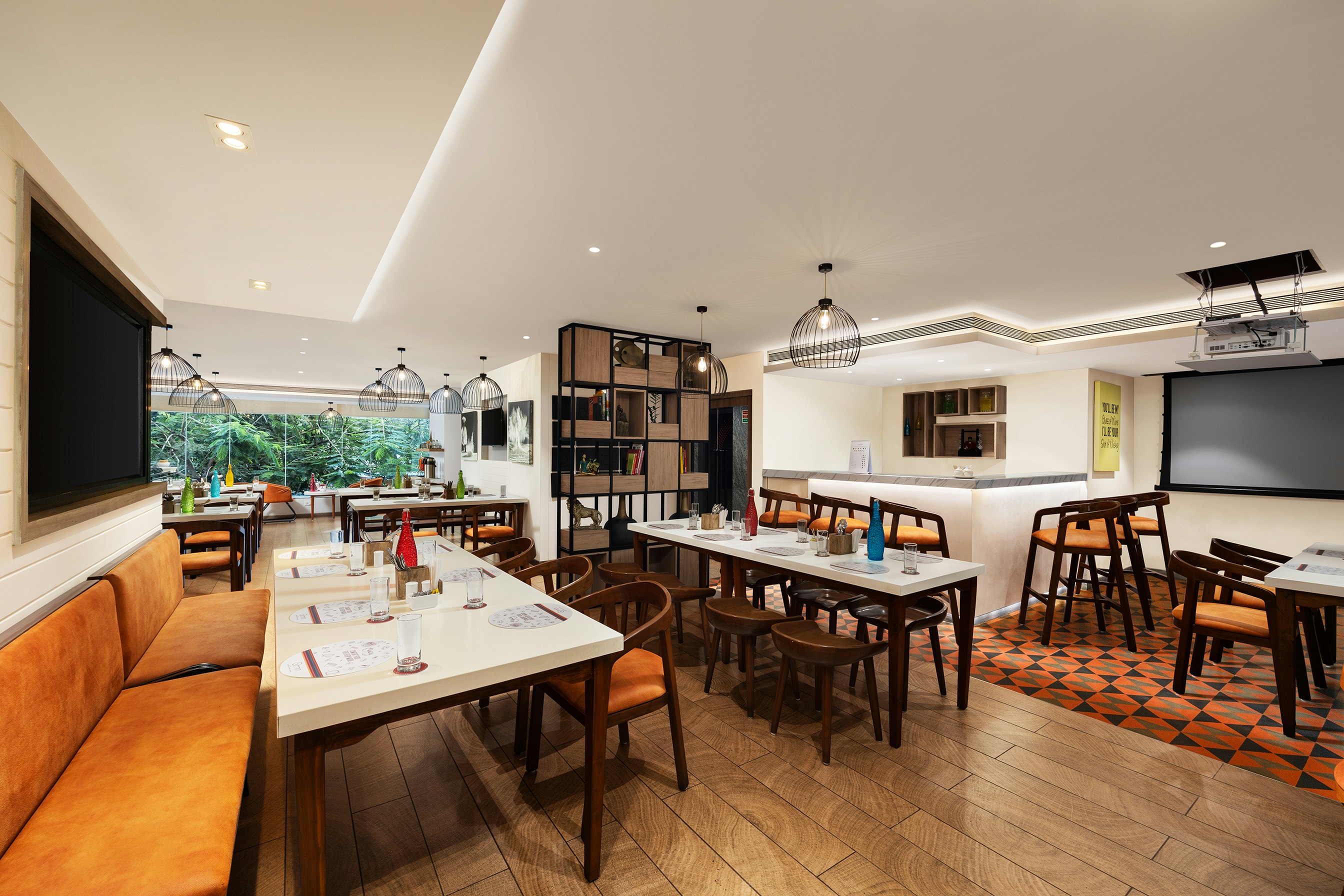 Ginger Andheri East 30/36