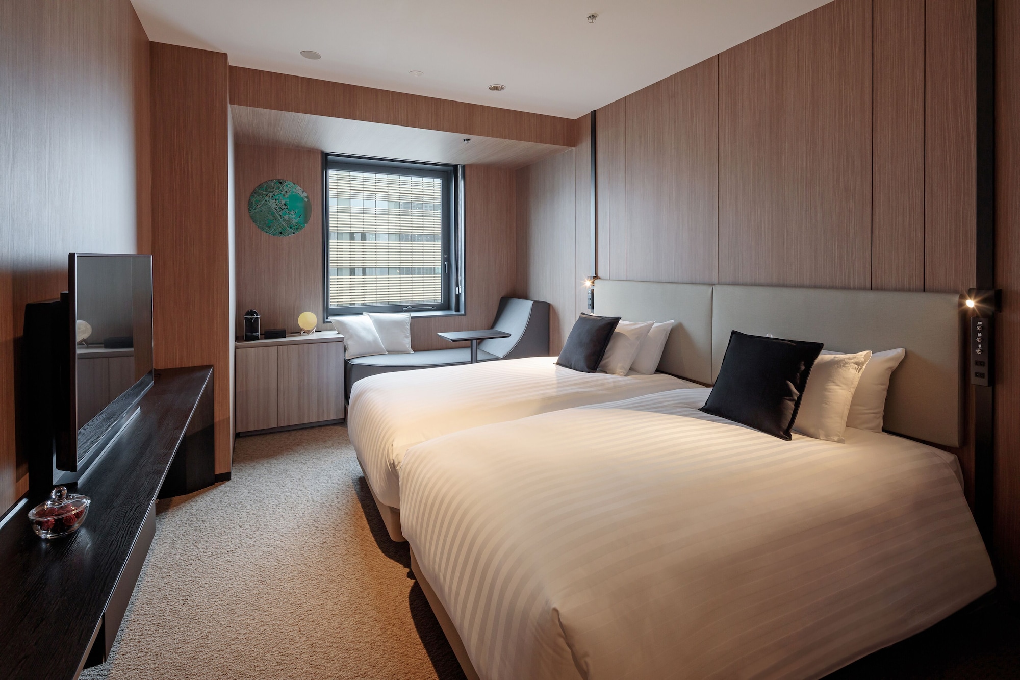 Room at Yokohama Tokyu REI Hotel, YOKOHAMA