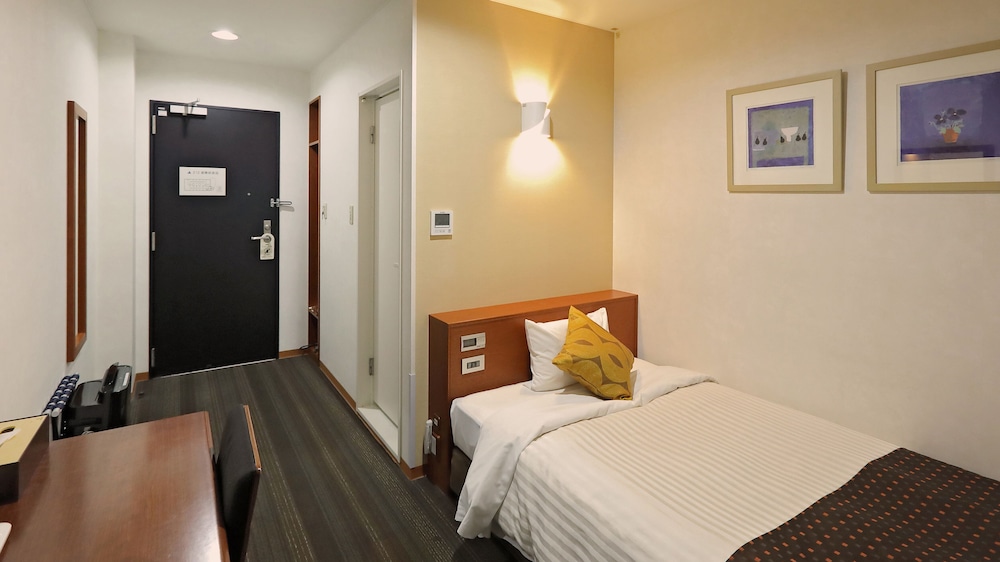 Hotel Annex Inn 10/68
