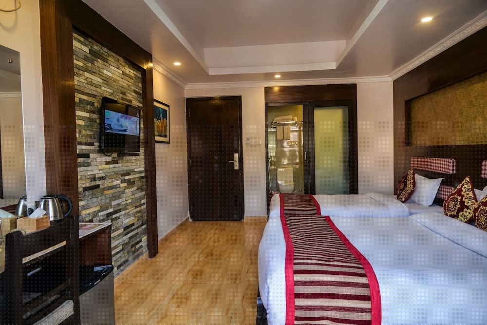 Kuti Resort And Spa 16/65