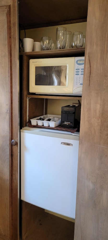 Incentra Village Guest House 5/50