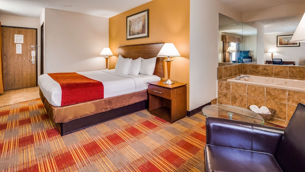 Best Western Lakewood Inn 15/37