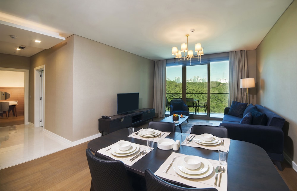 Radisson Residences Vadistanbul 60/70