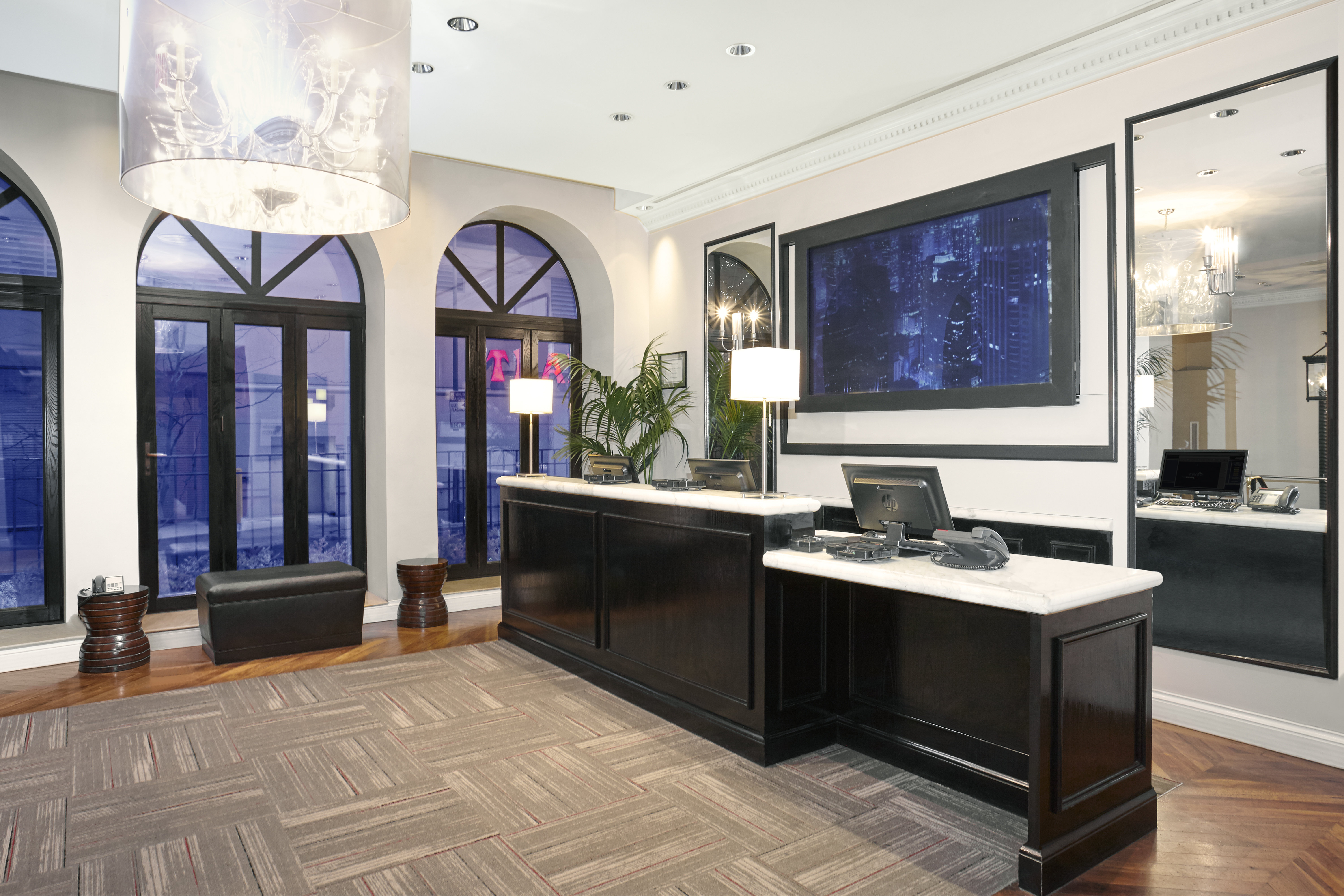 Holiday Inn Express Chicago - Magnificent Mile 13/37