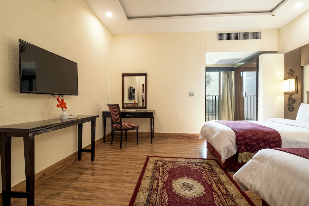 Hotel One Faisalabad 12/50