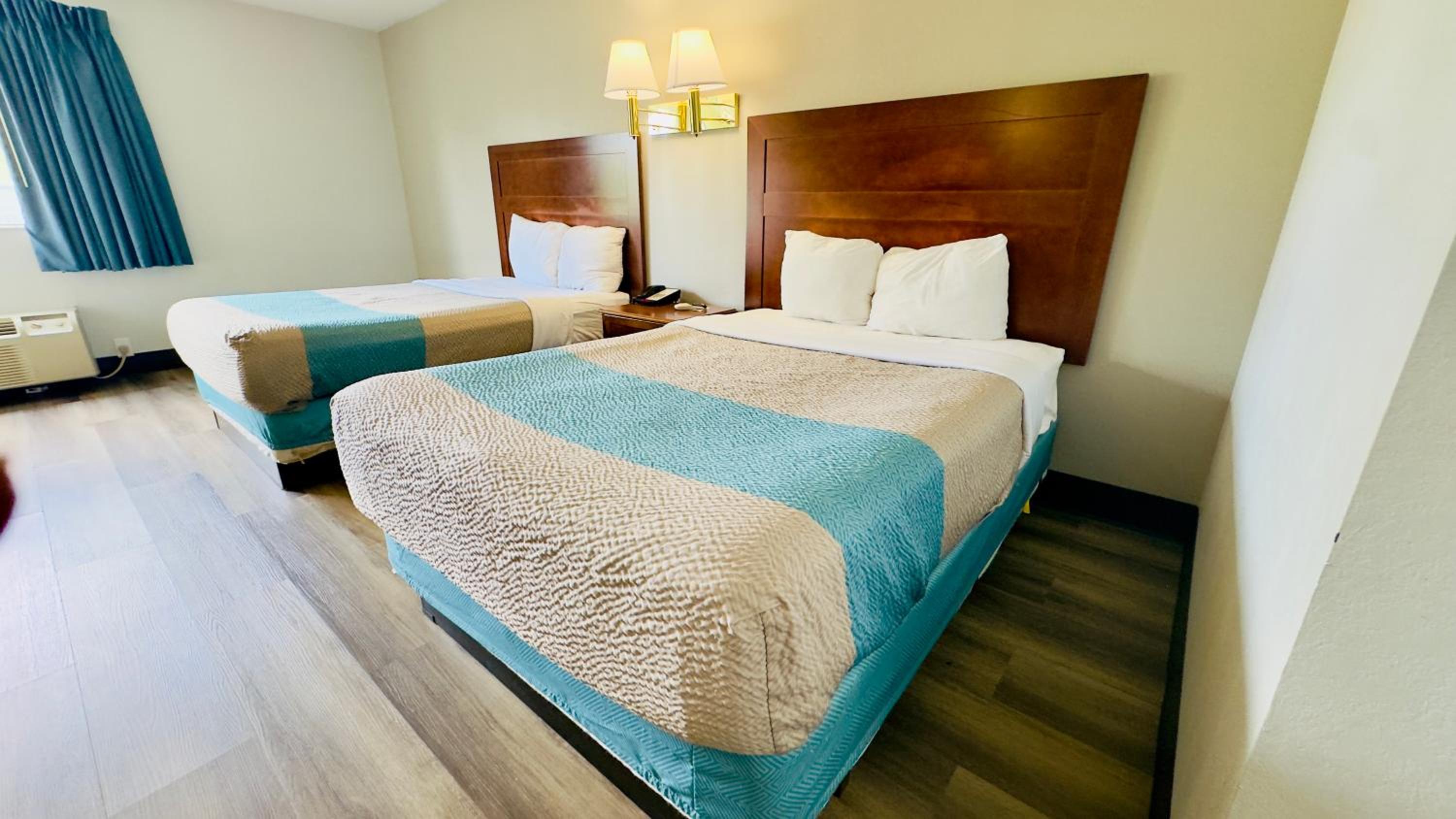 2 Full Beds Non-Smoking