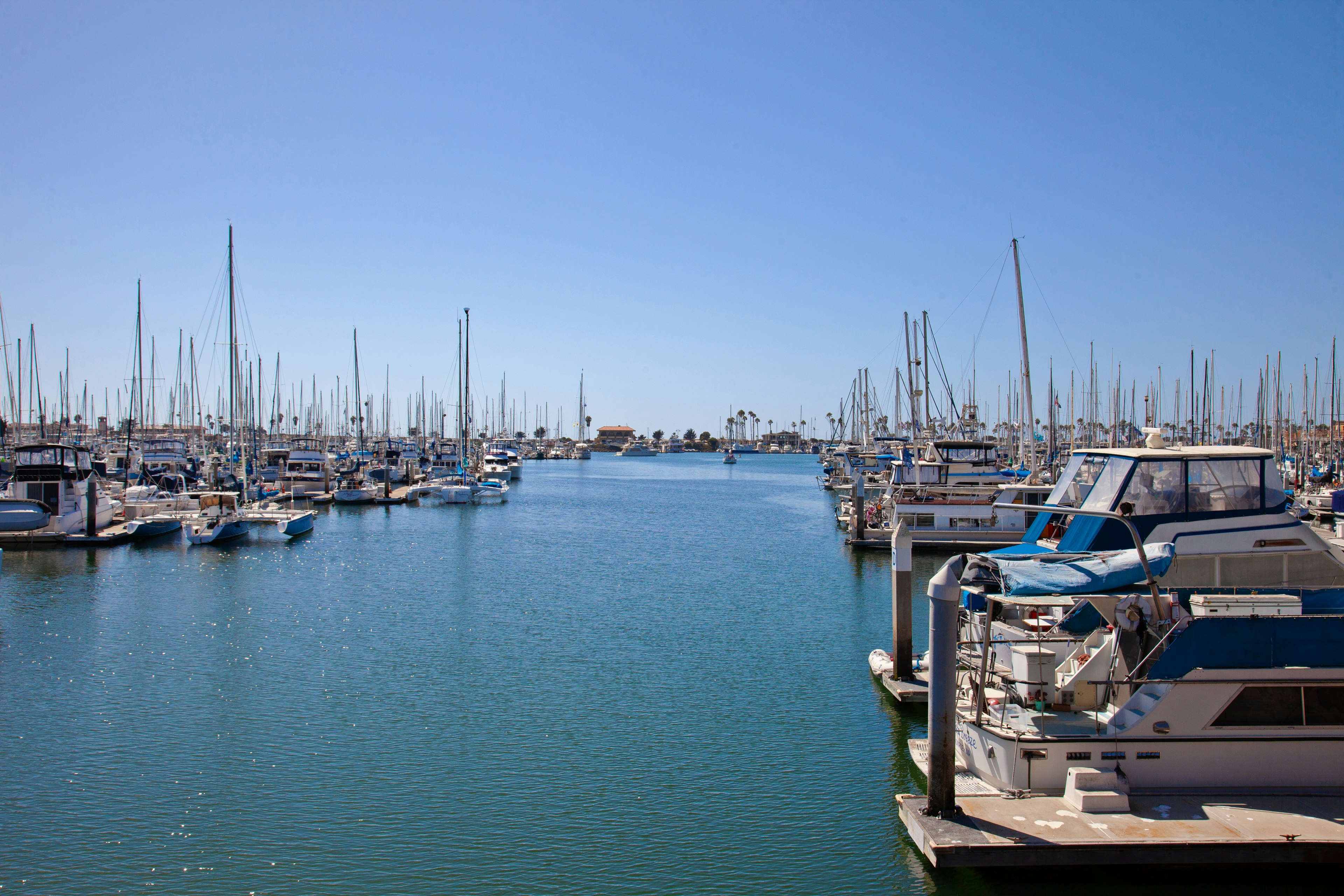 Holiday Inn Express Hotel Suites Ventura Harbor 65/69