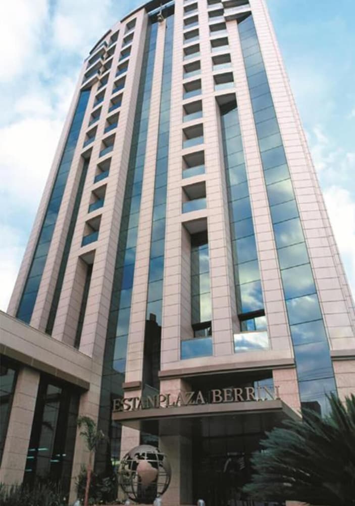 Estanplaza Berrini 2/47