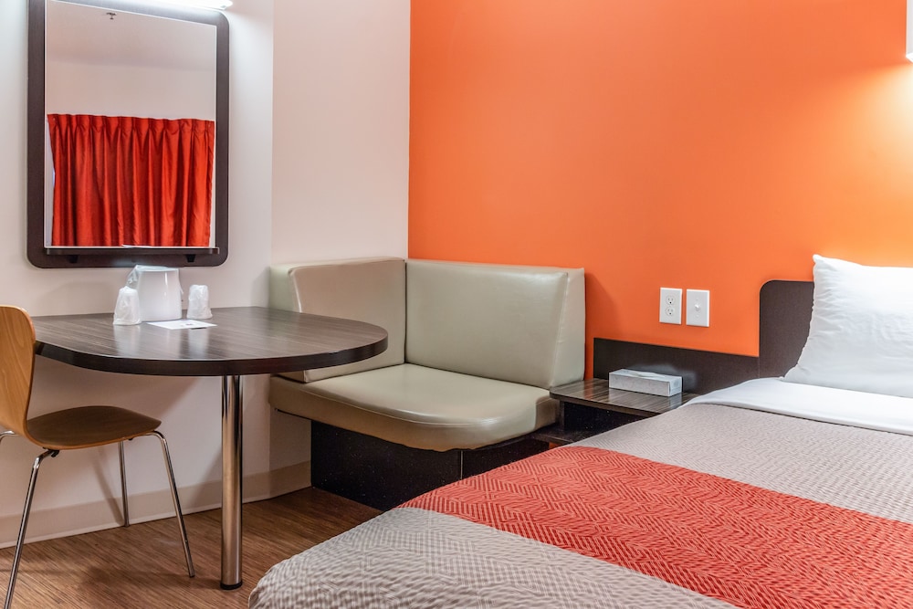 Motel6 Headingley, MB - Winnipeg West 9/57