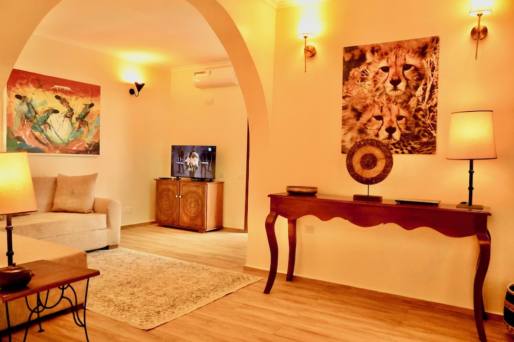 Pink Flamingo Boutique Hotel 9/48