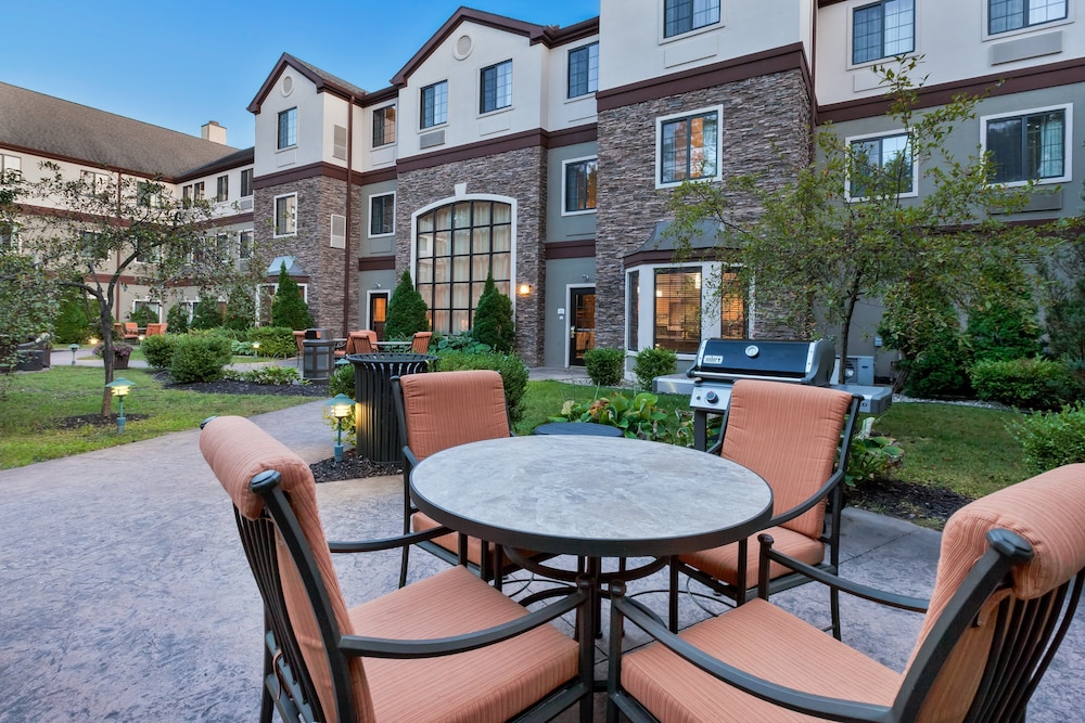 STAYBRIDGE SUITES KALAMAZOO 41/52