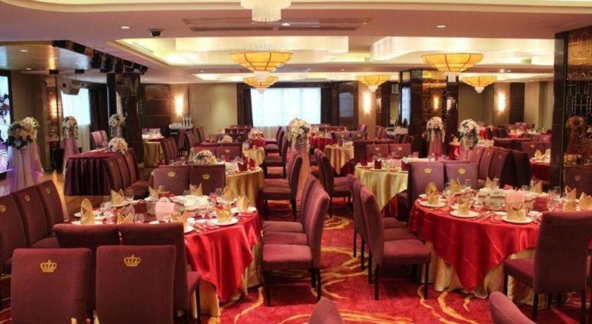 Venus Royal Hotel (The Royal Classic) 35/46