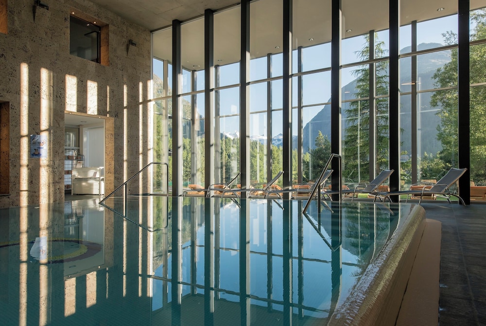 Hotel Saratz 17/37