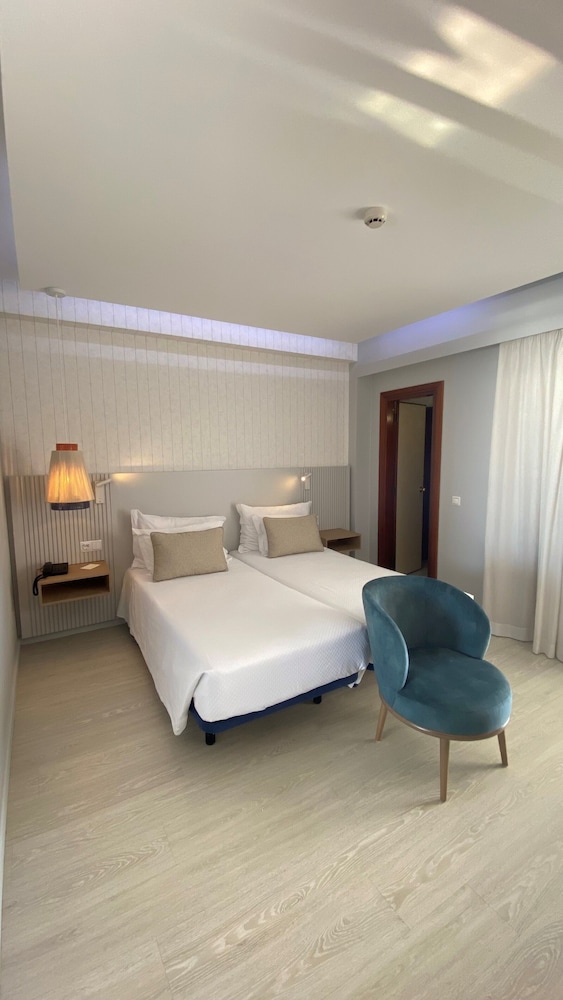 HOTEL ALISIOS 10/50