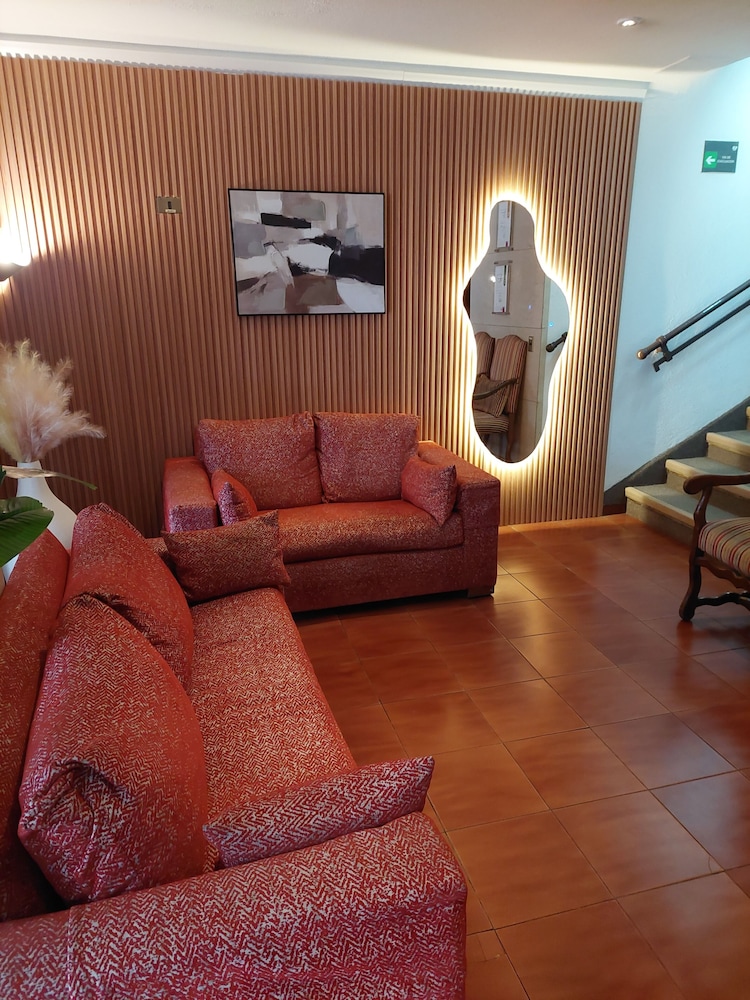 Hotel Presidente (ex. Presidente Hotel Santiago) 39/60