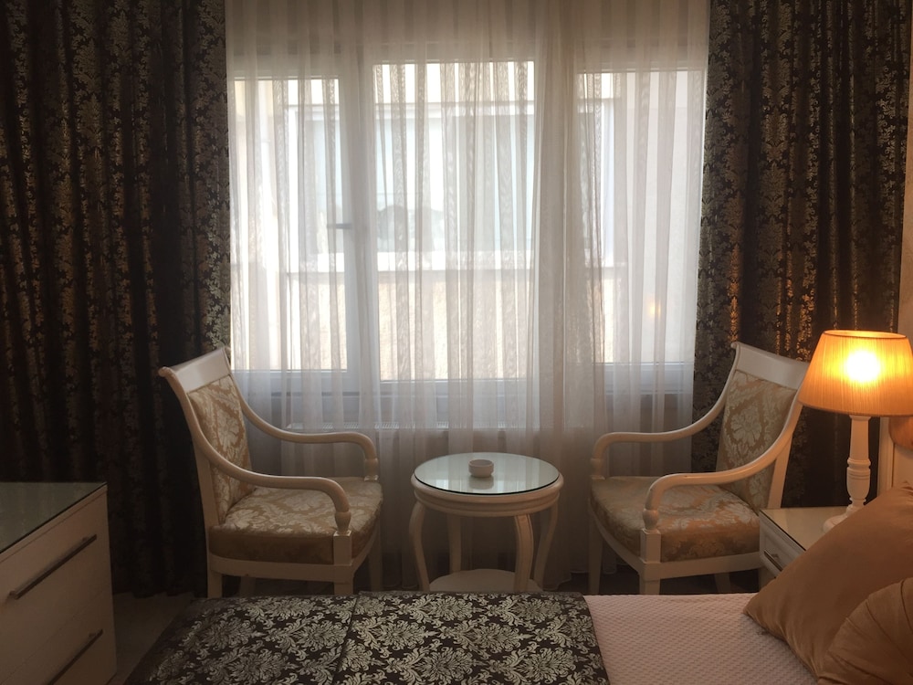 Pen Hotel 24/44