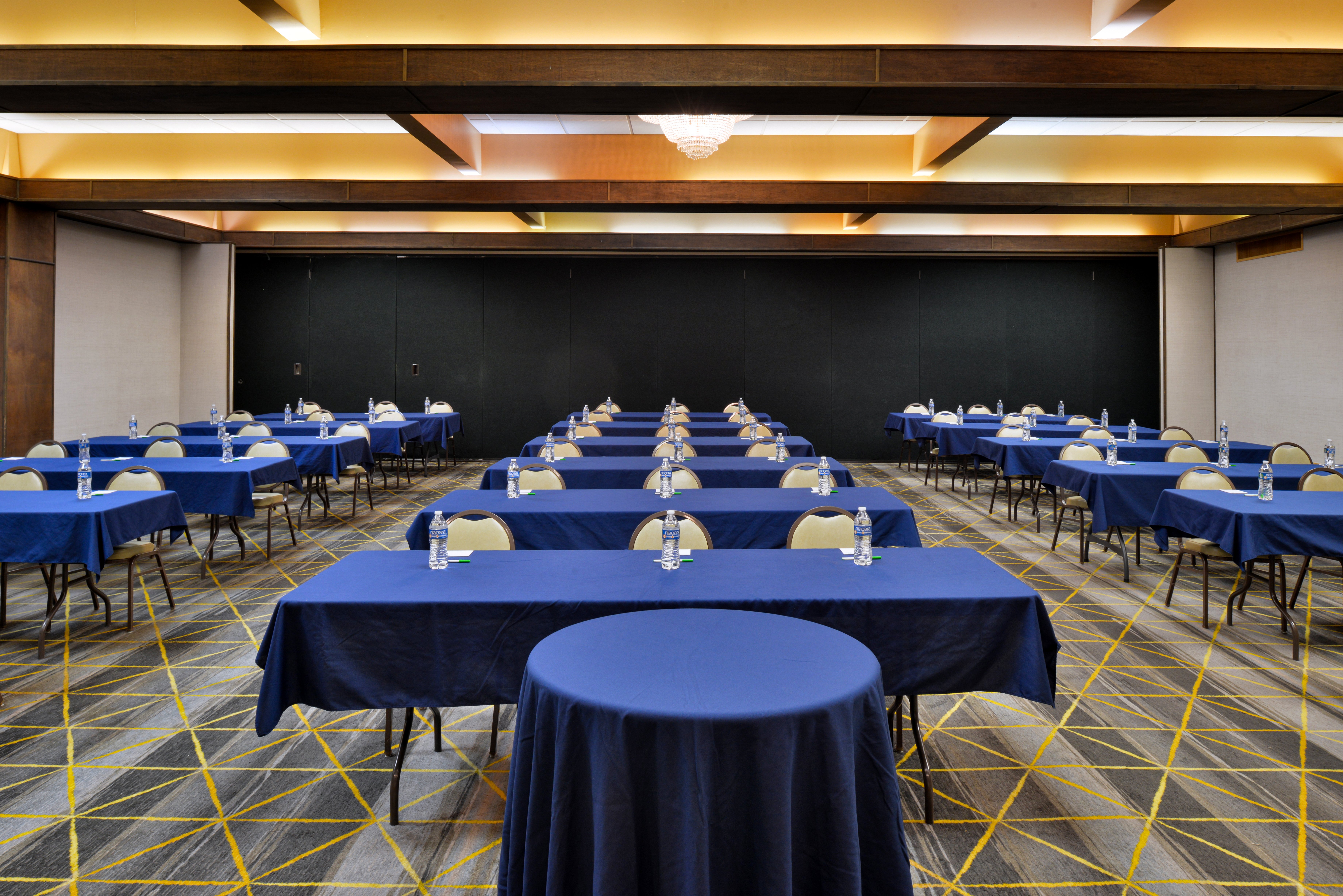 Holiday Inn Great Falls 55/74