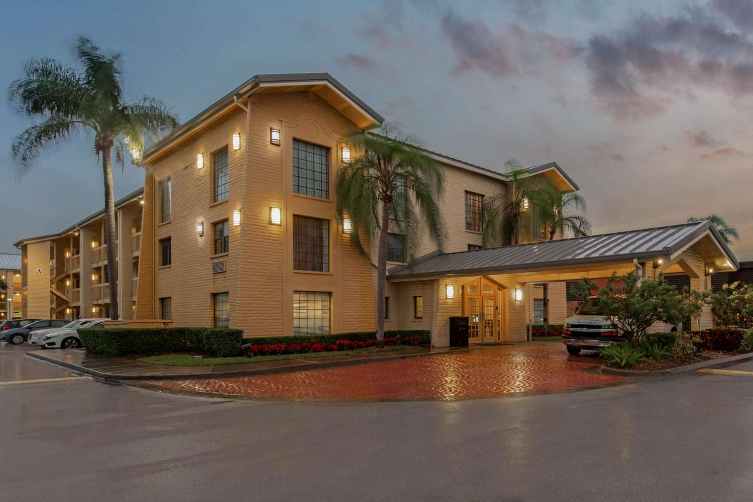 La Quinta Inn by Wyndham Miami Airport North 2/23