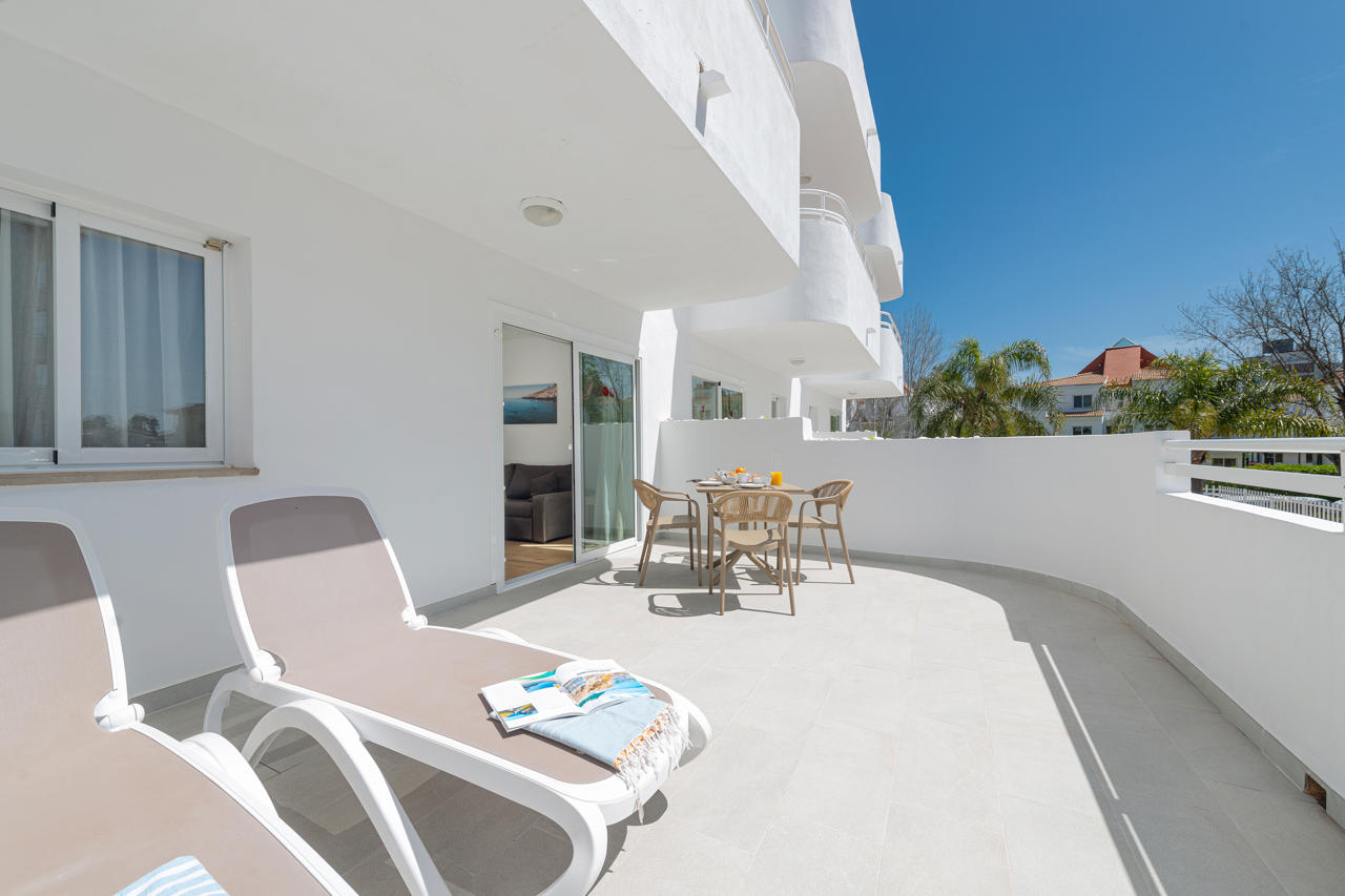 Olive Beach Apartments 17/62