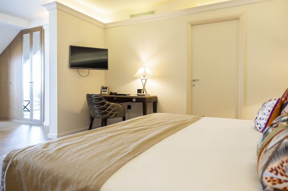 Hotel Des Gouverneurs 17/63