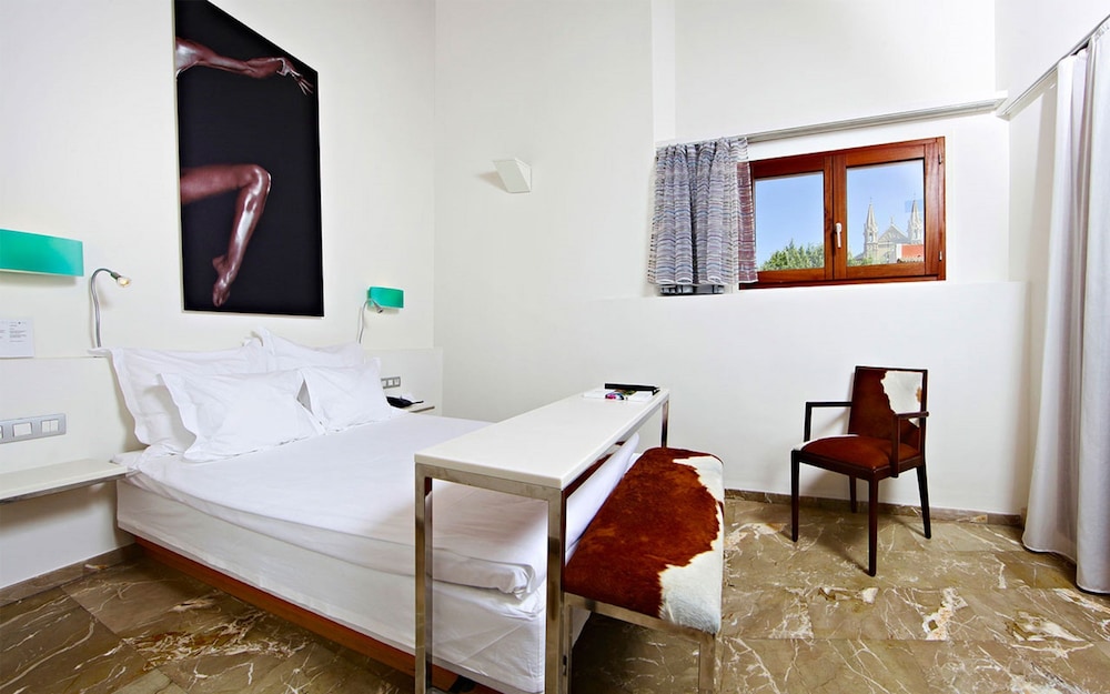 BASIC, DOUBLE BED