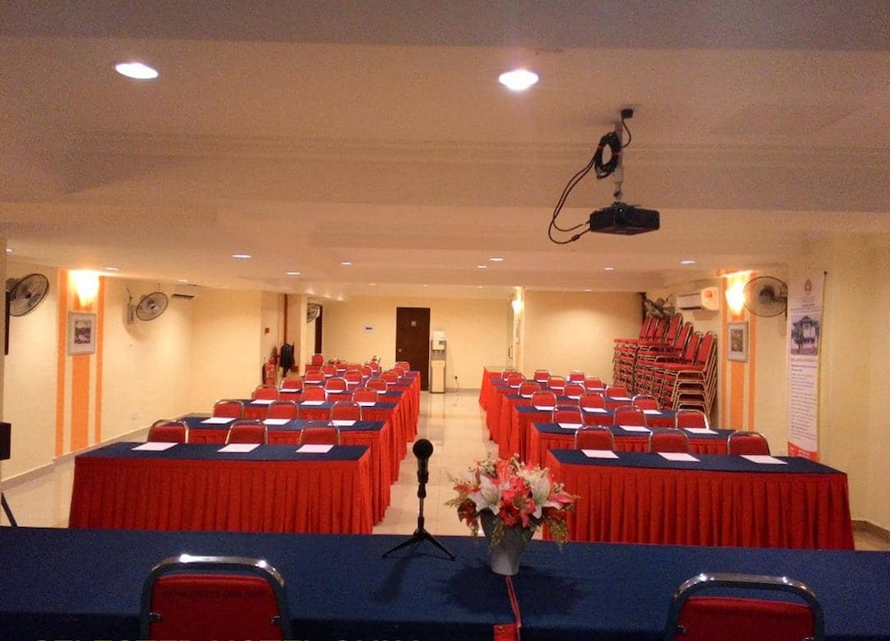 Sun Inns Hotel Kopkastam Kelana Jaya 56/60