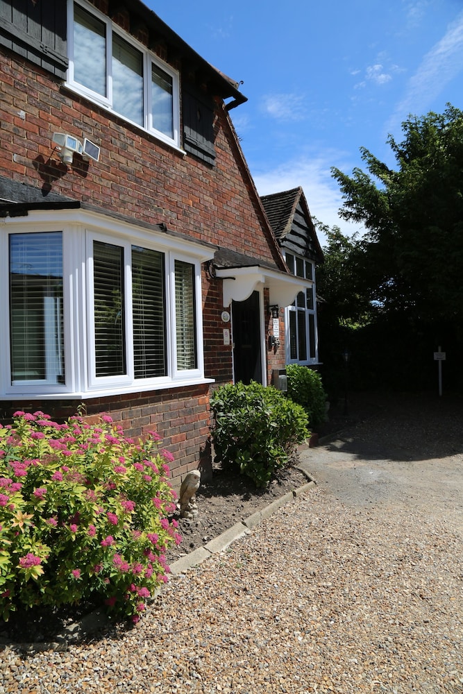 Debden Guest House 41/50