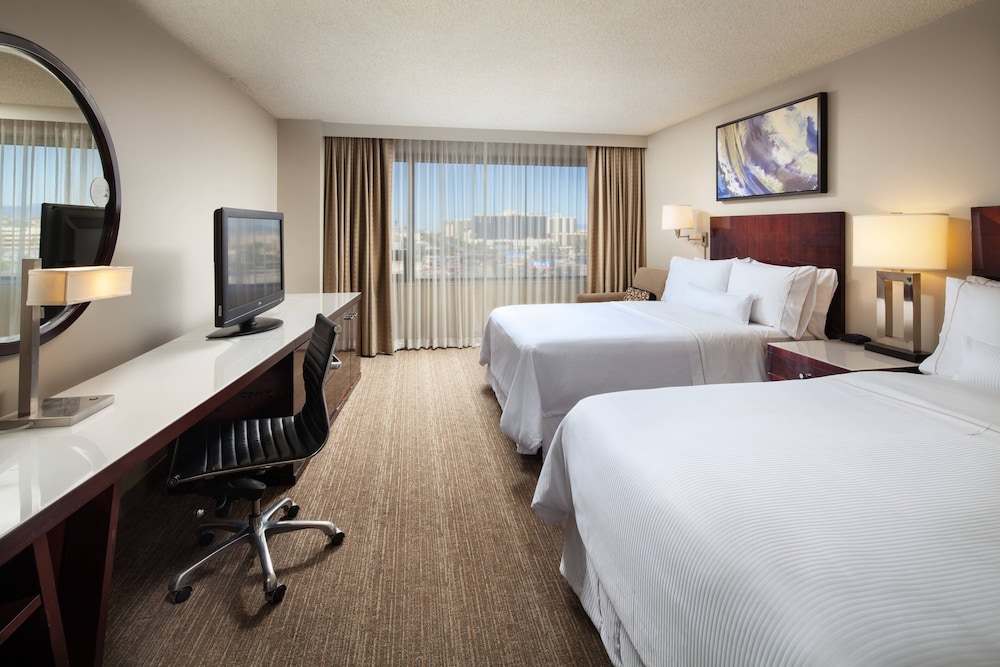 The Westin Los Angeles Airport 13/40