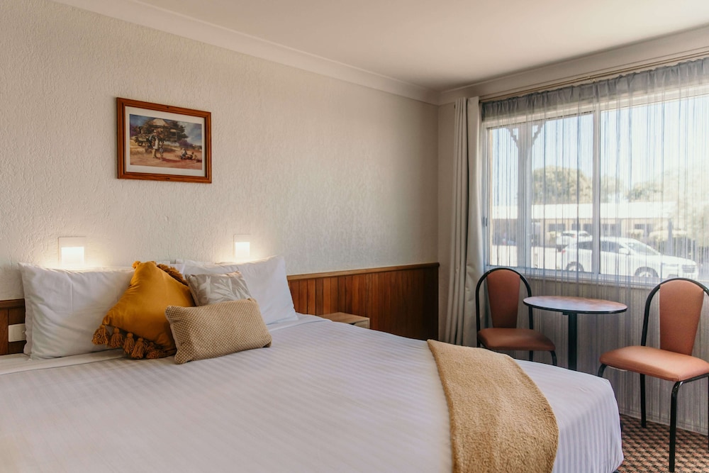 Room, King Bed