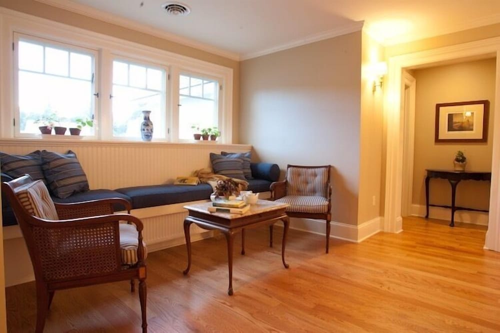 The Springwater Bed And Breakfast 33/50