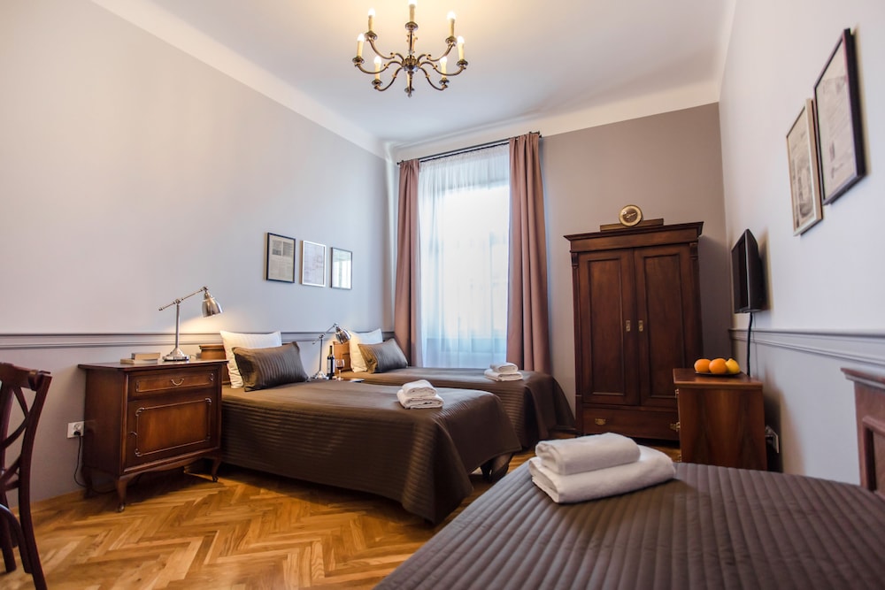 Scharffenberg Apartments 16/44